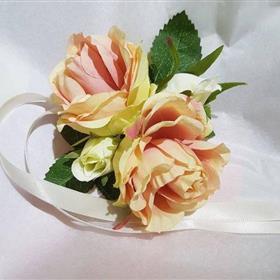 fwthumbsilk peach corsage - Copy (2).jpg